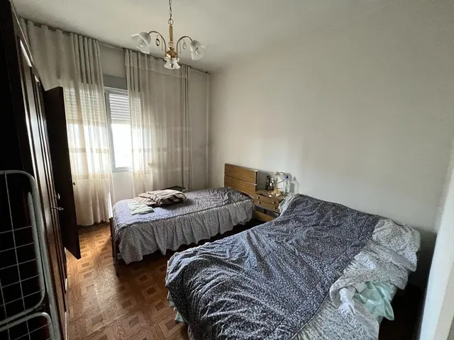 SE VENDE EDIFICIO DE 2 PISOS , BAJO Y FINCA — 8