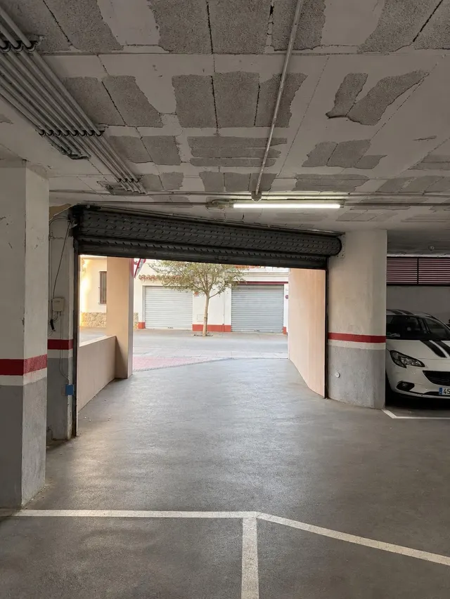 Plaza de Parking de 8,5 m2 - foto 3