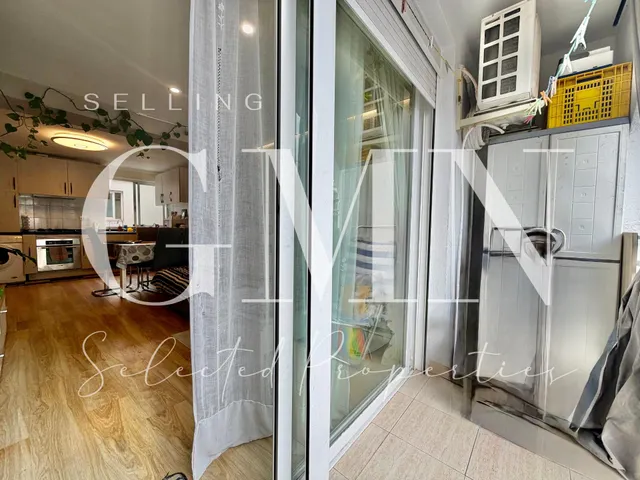 Piso 3 habitaciones 81m² en venta - Casco Antiguo — 23
