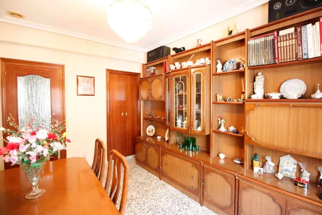 PISO DE TRES habitaciones CON ASCENSOR EN MADRID RÍO — 17