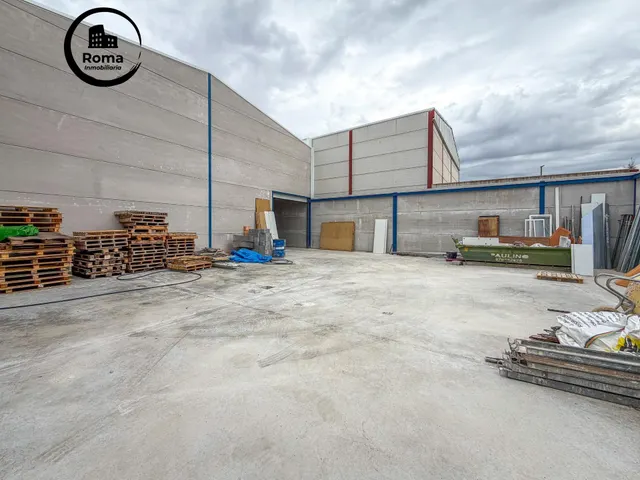 Nave industrial "NUEVA A ESTRENAR" en Atarfe. (Pol. Ind. Los Álamos). — 8