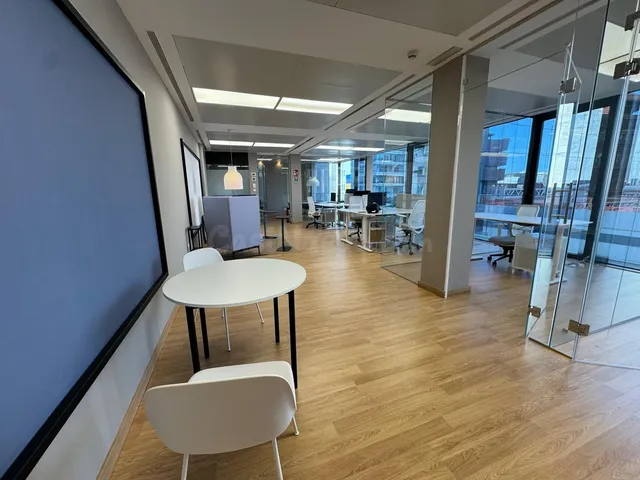 Oficina 105m² en venta - Marbella - foto 2