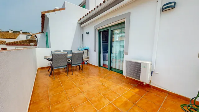 PRECIOSA CASA  A LA VENTA EN BENAHAVIS — 13