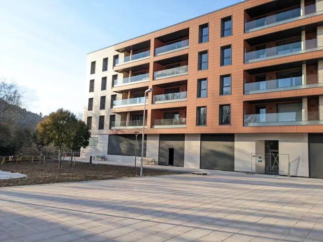 Local  de obra en Estella — 4