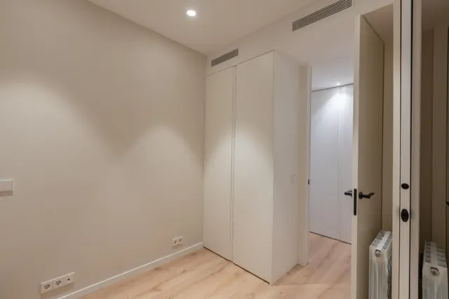 Piso reformado de diseño con terraza en Les Corts – Travessera de les Corts — 26