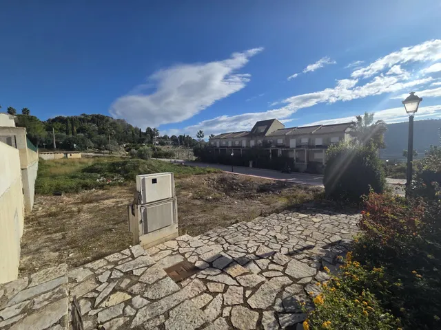 "Diseña tu futura vivienda" — 3