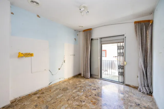 Edificio con gran potencial de desarrollo residencial en Zaidín – Granada — 35