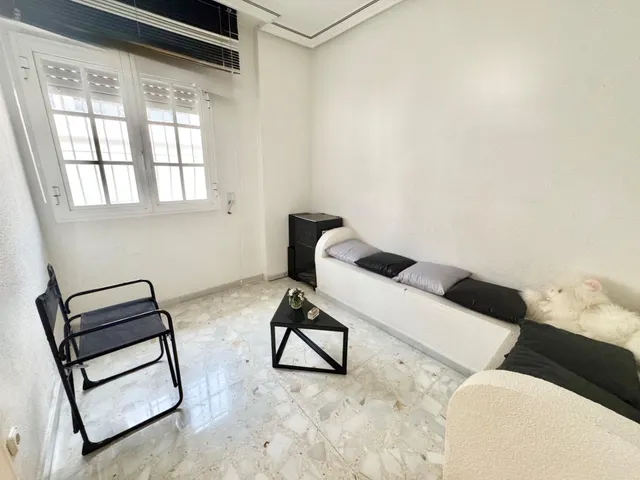 INCREIBLE CHALET PARA VIVIR EN REDOVAN CON GARAJE PARA 4 COC - foto 3