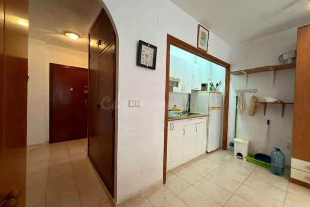 FANTASTICO ESTUDIO A UNOS PASOS DE LA PLAYA, IDEAL PARA PERS - foto 4