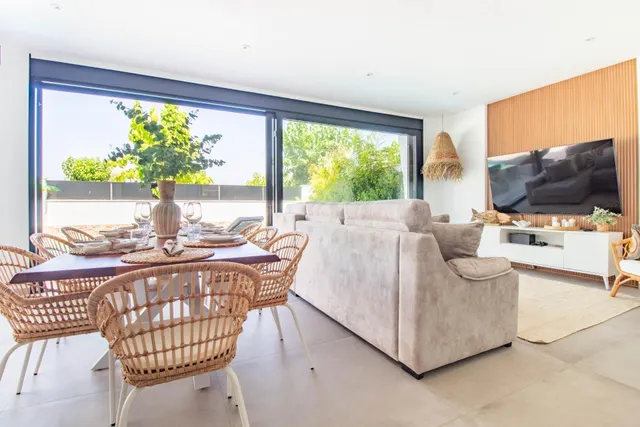 Villa de 3 dormitorios y 3 baños en santiago de la rivera (san pedro del pinatar) — 7
