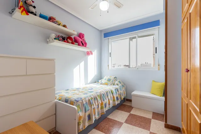 Apartamento de 2 dormitorios a tan solo 100 metros de la playa en La Mata!! — 15