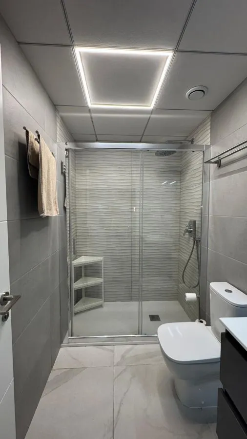 Apartamento 1 habitación 54m² en venta - Estacion de autobuses — 10