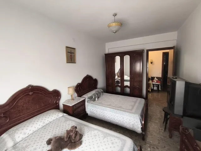 Amplia Casa en Noblejas - Oportunidad Única por €180,000 — 37