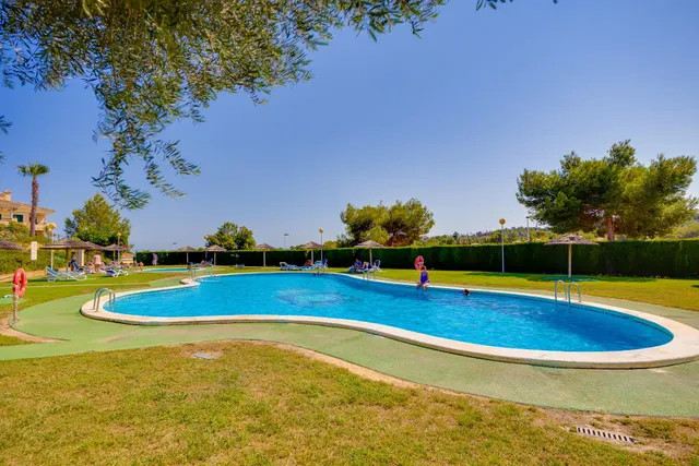 Golf, playa y relax en Campoamor — 45