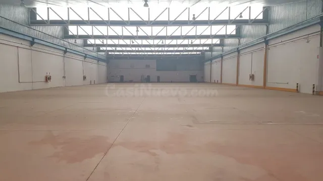Nave industrial 5580m² en alquiler - Alcalá de Guadaira - foto 4