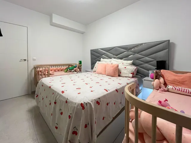 Piso en venta en Calle Pintor Soriano Quiros s/n — 15