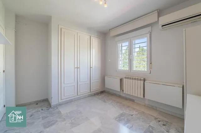 Elegante vivienda con piscina, chimenea y  jardín privado en Cortijo del Aire — 26