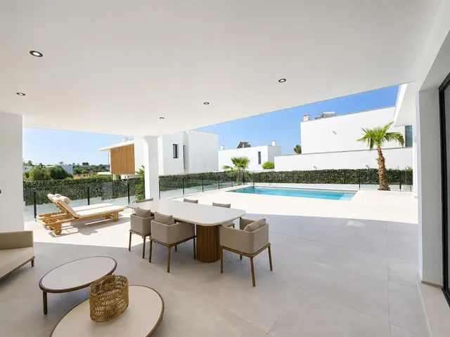 Villa de lujo con piscina, vistas a la bahía y posibilidad d - foto 3