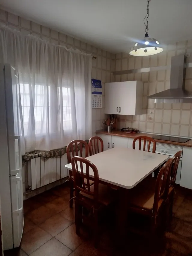 Amplia Casa en Ciempozuelos con Gran Patio y Posibilidad de Expansión — 23