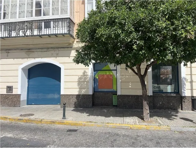 Local en venta en Cádiz — 4
