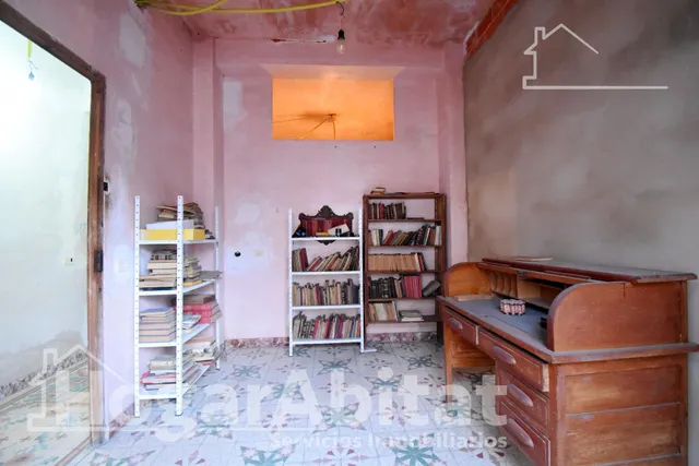 Gran casa de pueblo esquinera con trastero y terraza — 27