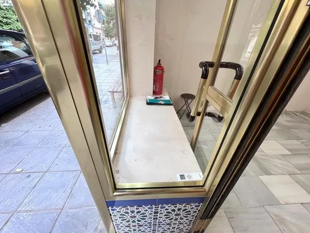 Local comercial 20m² en alquiler - Los Remedios - foto 2