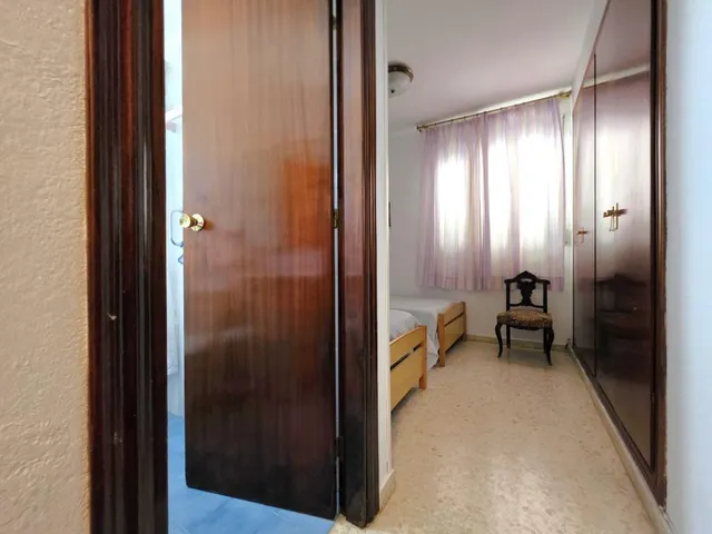 ATICO EN EL CONSUL — 16