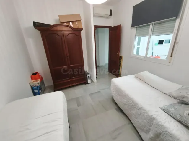 Piso en Planta Baja con Espacios Exteriores Privados! — 7