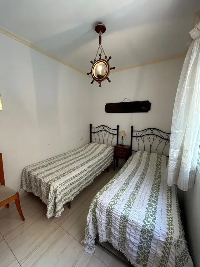 Apartamento cerca del mar, Alicante, Torrevieja. 2 habitaciones, 73 m2, 200 metros del mar — 27