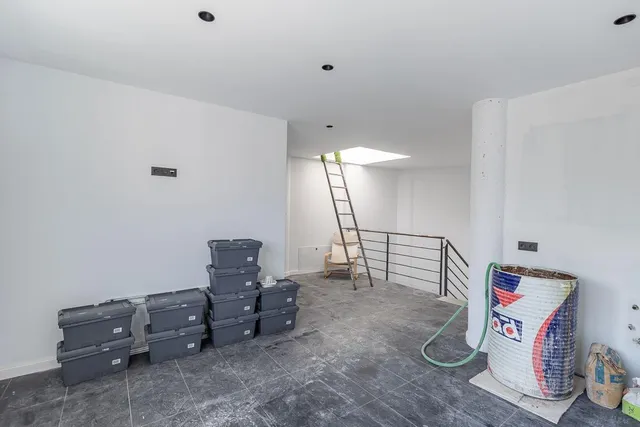 Edificio de nueva construcción en Churriana — 20
