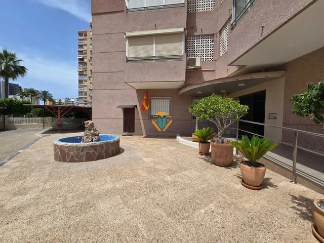 APARTAMENTO CON PARKING Y PISCINA CERCA DE PLAYA LEVANTE! — 7
