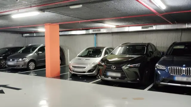 Parking 11m² en alquiler - Barcelona — 12