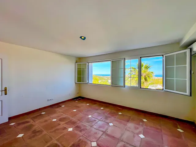 Chalet 4 habitaciones 565m² en venta - Universidad - Los Lirios — 39