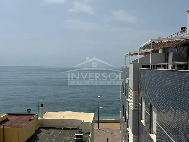 ÁTICO CON VISTAS AL MAR — 30