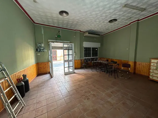 Local comercial 434m² en venta - Centro