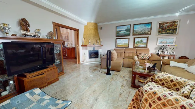 Chalet de lujo en Sansueña, Córdoba con 600 m2 construidos, parcela de 1.500 m2, piscina privada y amplios dormitorios — 47