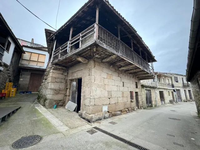 EN EXCLUSIVA: SE VENDE CASA EN EL CENTRO DE MOREIRAS - foto 4