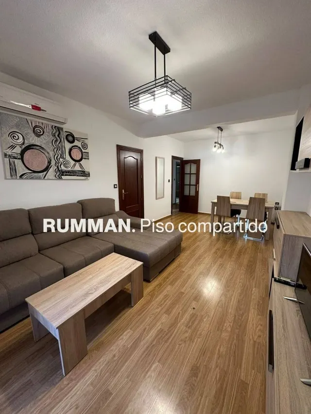 EST / TRAB. Piso de TRES dormitorios, zona Jardines del Triunfo — 13
