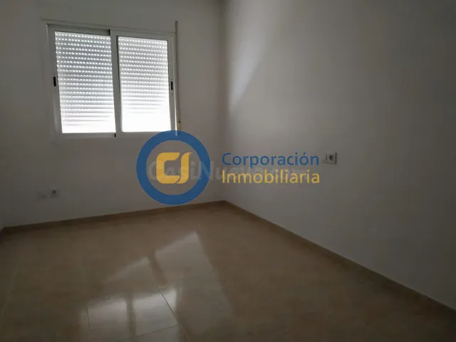 Piso con tres dormitorios y garaje en Puerto Lumbreras — 5