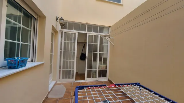 Piso bajo con sotano en residencial Conde Barcelona — 18