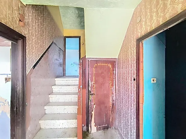 Casa para restaurar con huerta cerca de la playa de As Furna - foto 5