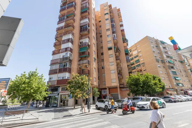 PISO JUNTO PLAZA DE LA HIPICA EN AVENIDA DE AMERICA — 2