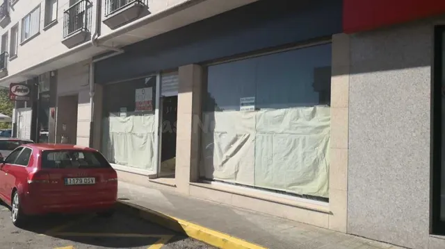 Amplio Bajo en Obra para Reformar en Rúa Nébedas, Próximo a  - foto 5