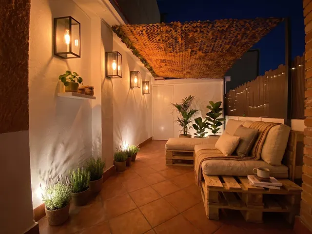 ÁTICO EXTERIOR CON TERRAZA, LUZ NATURAL Y PRIVACIDAD EN L’HOSPITALET — 29