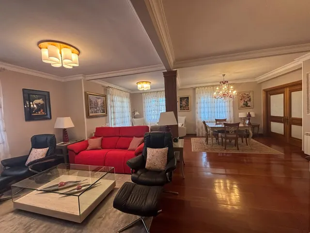 Piso 4 habitaciones 256m² en alquiler - Reconquista