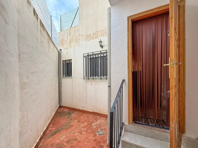 CASA AMPLIA Y CÓMODA EN URRACAL — 16