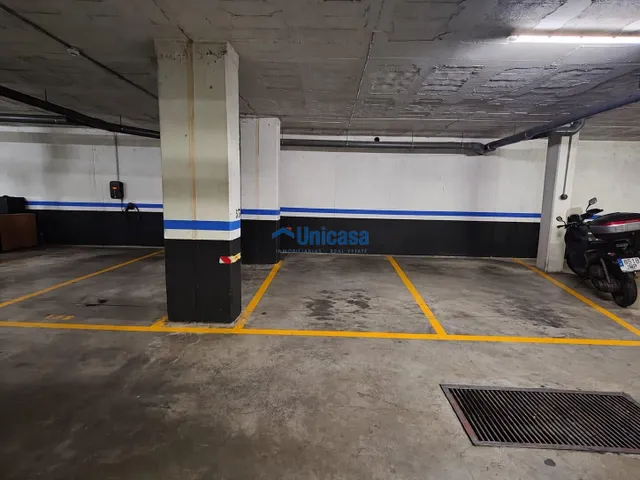 Piso de 3 dormitorios con terraza, garaje y trastero — 25