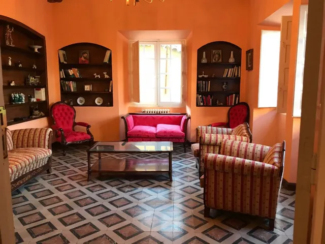 IMPRESIONANTE CASA EN EL CENTRO DE VALENCIA DE DON JUAN, IDEAL NEGOCIO. EN PERFECTO ESTADO. — 7