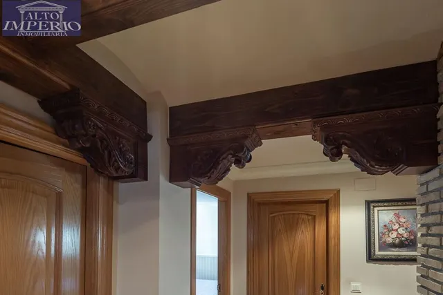 INCREÍBLE CHALET INDEPENDIENTE EN ZONA PRIVILEGIADA — 21