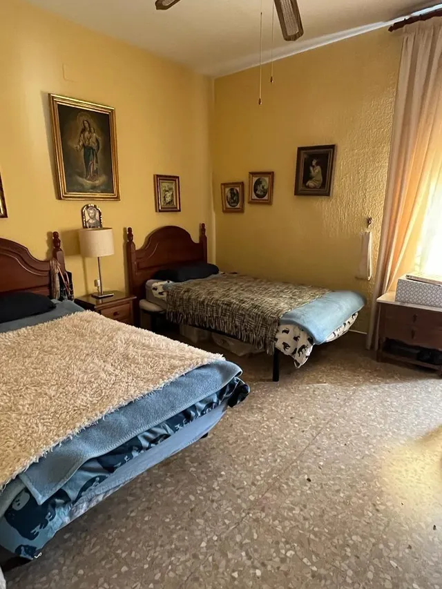 PARCELA DE 3000 M2 SEGREGABLE EN TRES CON DOS CHALETS — 31